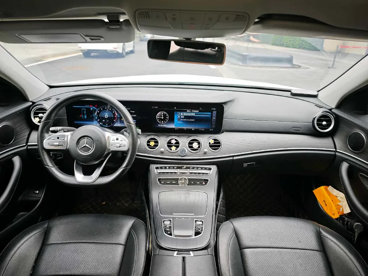 2020 Mercedes-Benz E Class 2.0T 258HP L4 9AT,autocango,china used car exporter,china ev exporter,chinese used car exporter,chinese used ev exporter