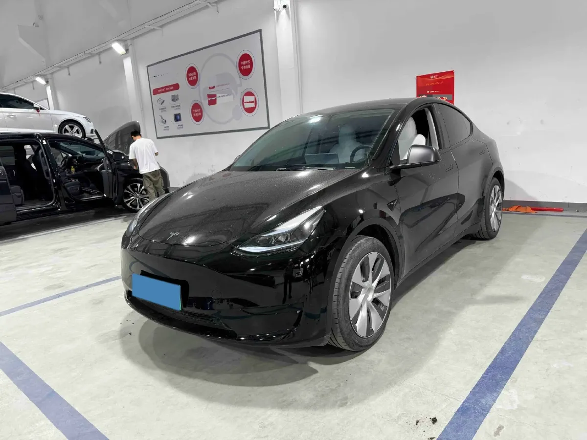 2022 Tesla Model Y BEV 60KWH,autocango,china used car exporter,china ev exporter,chinese used car exporter,chinese used ev exporter