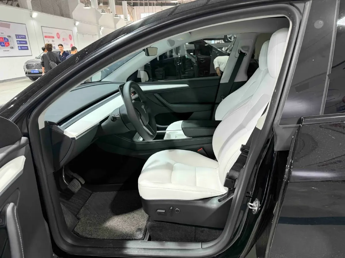 2022 Tesla Model Y BEV 60KWH,autocango,china used car exporter,china ev exporter,chinese used car exporter,chinese used ev exporter