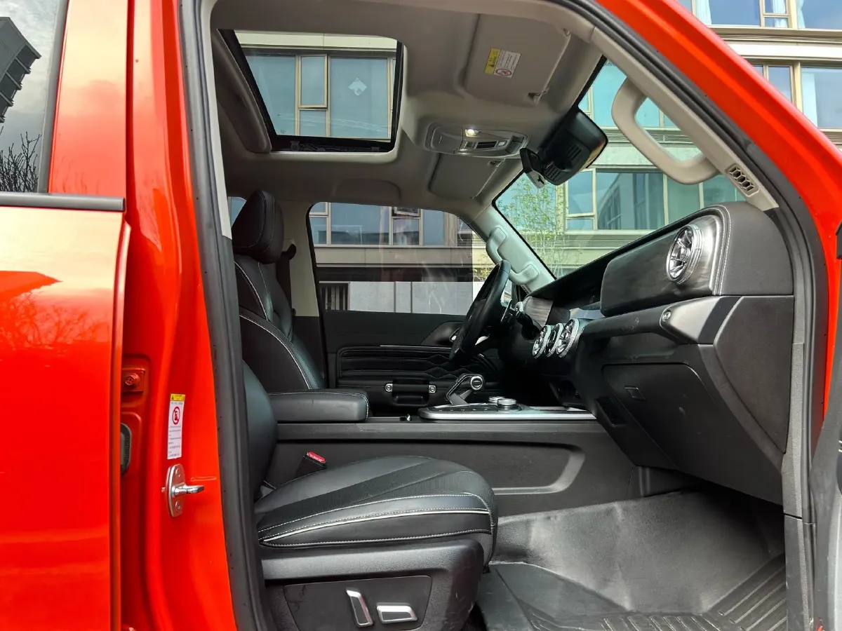 2021 Tank 300 2.0T 227HP L4 8AT,autocango,china used car exporter,china ev exporter,chinese used car exporter,chinese used ev exporter