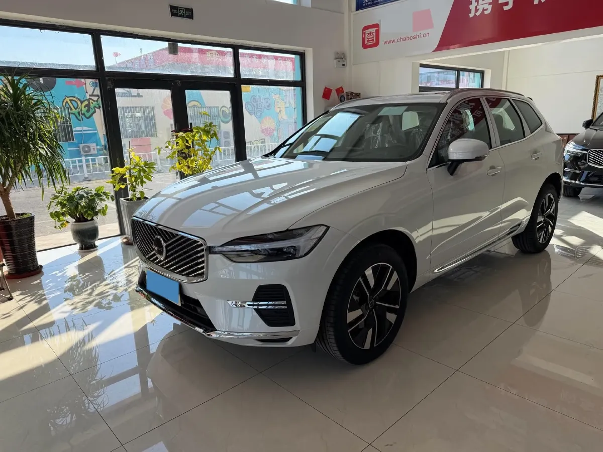 2024 Volvo XC60 2.0T 250HP L4 8AT,autocango,china used car exporter,china ev exporter,chinese used car exporter,chinese used ev exporter