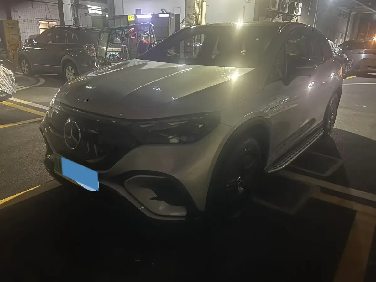 2023 Mercedes-Benz EQE SUV BEV 96.1KWH,autocango,china used car exporter,china ev exporter,chinese used car exporter,chinese used ev exporter