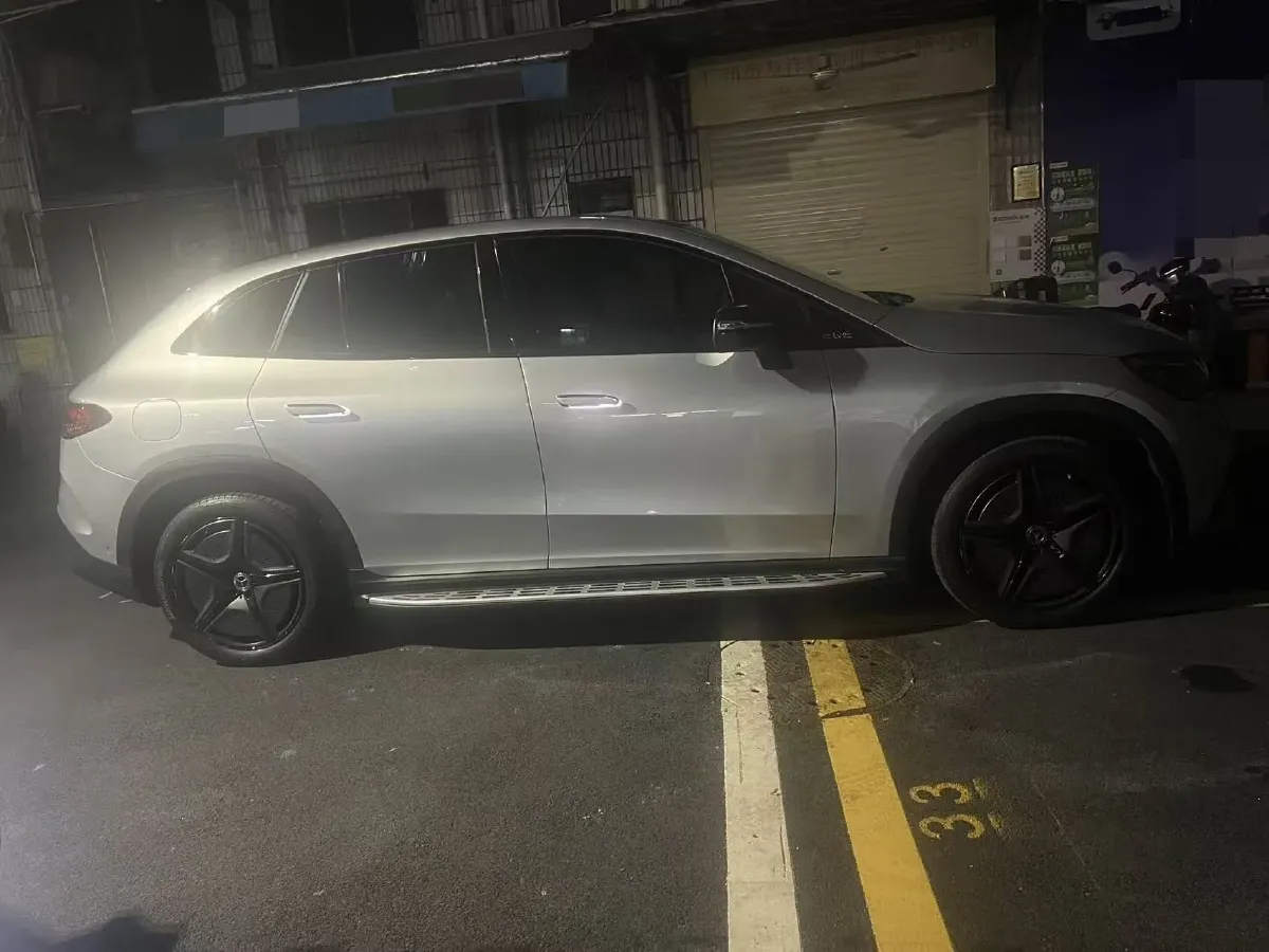 2023 Mercedes-Benz EQE SUV BEV 96.1KWH,autocango,china used car exporter,china ev exporter,chinese used car exporter,chinese used ev exporter