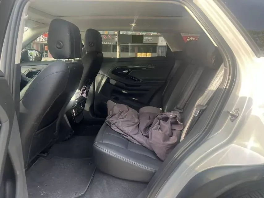 2023 Land Rover Range Rover Evoque 2.0T 200HP L4 9AT,autocango,china used car exporter,china ev exporter,chinese used car exporter,chinese used ev exporter