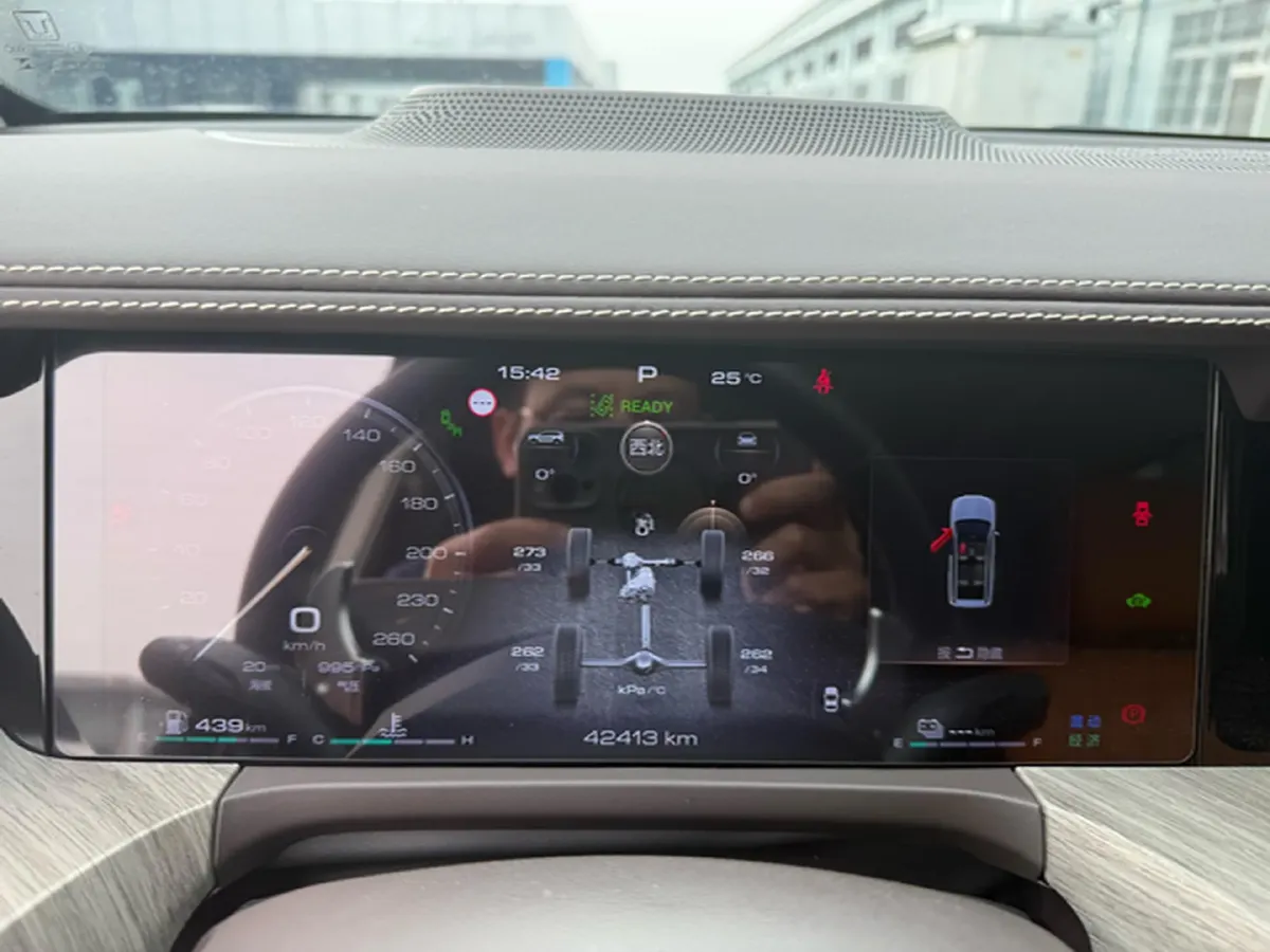 2023 Tank 500 2.0T 252HP L4 9AT PHEV 37.1KWH,autocango,china used car exporter,china ev exporter,chinese used car exporter,chinese used ev exporter