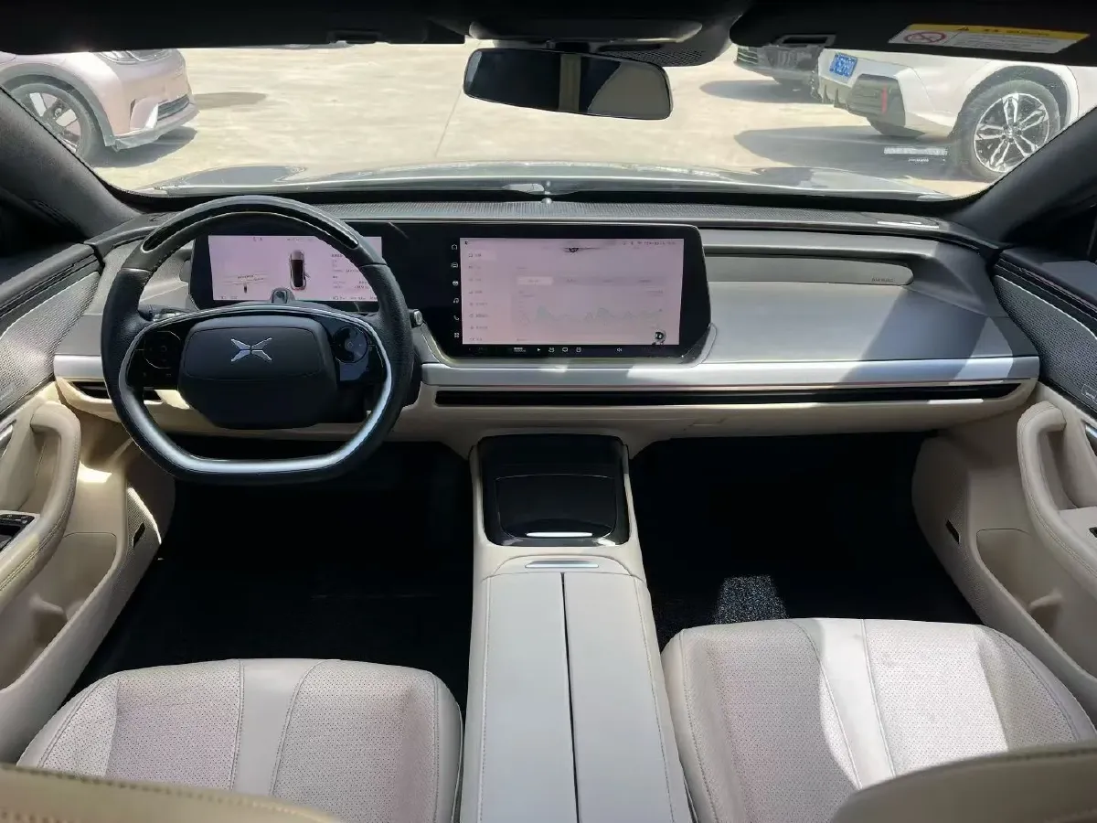 2020 DS 7 1.6T 215HP L4 8AT,autocango,china used car exporter,china ev exporter,chinese used car exporter,chinese used ev exporter