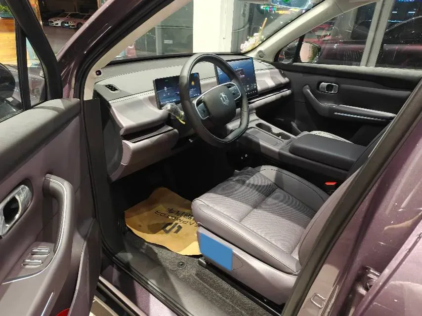 2026 Leapmotor C10 1.5L 95HP L4 REEV,autocango,china used car exporter,china ev exporter,chinese used car exporter,chinese used ev exporter