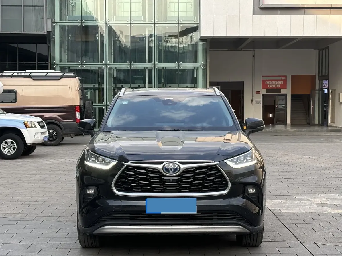 2022 Toyota Highlander 2.5L 192HP L4 E-CVT Hybrid,autocango,china used car exporter,china ev exporter,chinese used car exporter,chinese used ev exporter