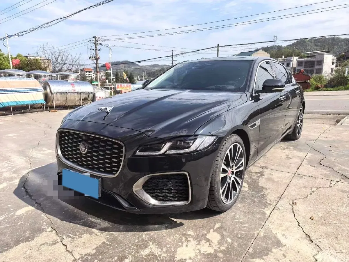 2021 Jaguar XFL 2.0T 250HP L4 8AT,autocango,china used car exporter,china ev exporter,chinese used car exporter,chinese used ev exporter