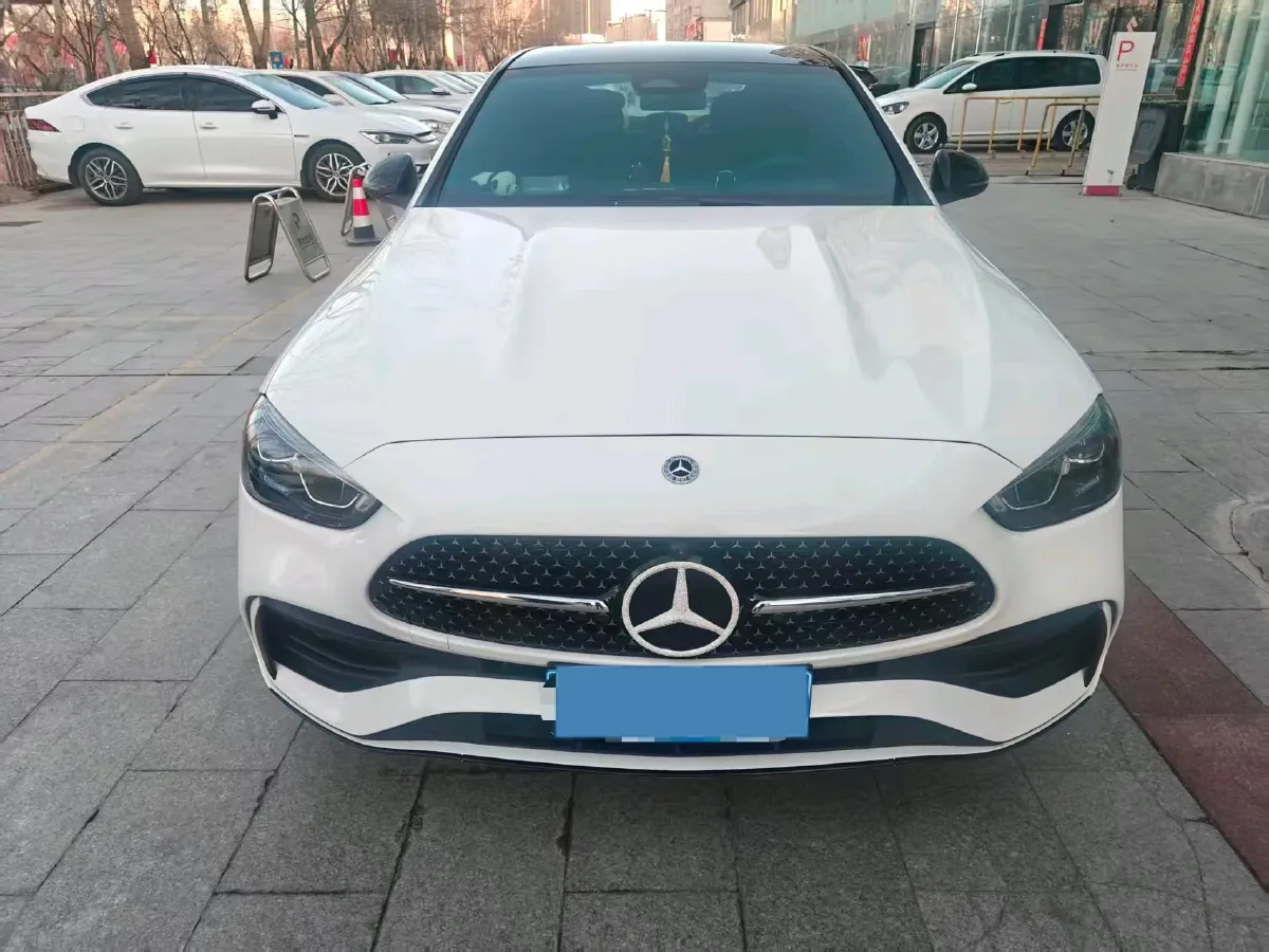 2025 Mercedes-Benz C Class 1.5T 204HP L4 9AT,autocango,china used car exporter,china ev exporter,chinese used car exporter,chinese used ev exporter