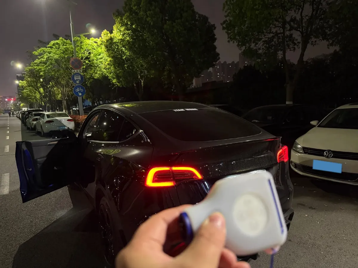 2021 Tesla Model Y BEV 76.8KWH,autocango,china used car exporter,china ev exporter,chinese used car exporter,chinese used ev exporter