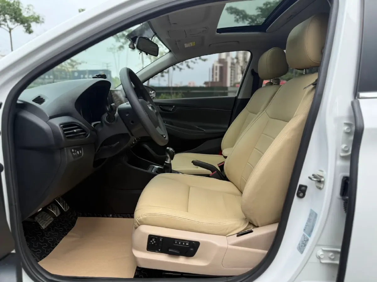 2020 Hyundai Celesta 1.6L 123HP L4 6MT,autocango,china used car exporter,china ev exporter,chinese used car exporter,chinese used ev exporter