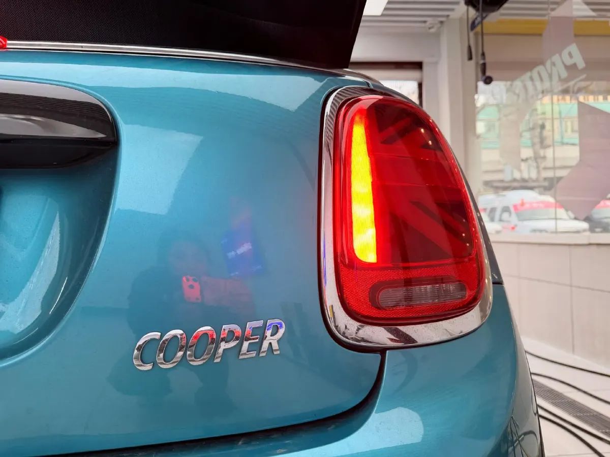 2020 MINI MINI 1.5T 136HP L3 7DCT,autocango,china used car exporter,china ev exporter,chinese used car exporter,chinese used ev exporter