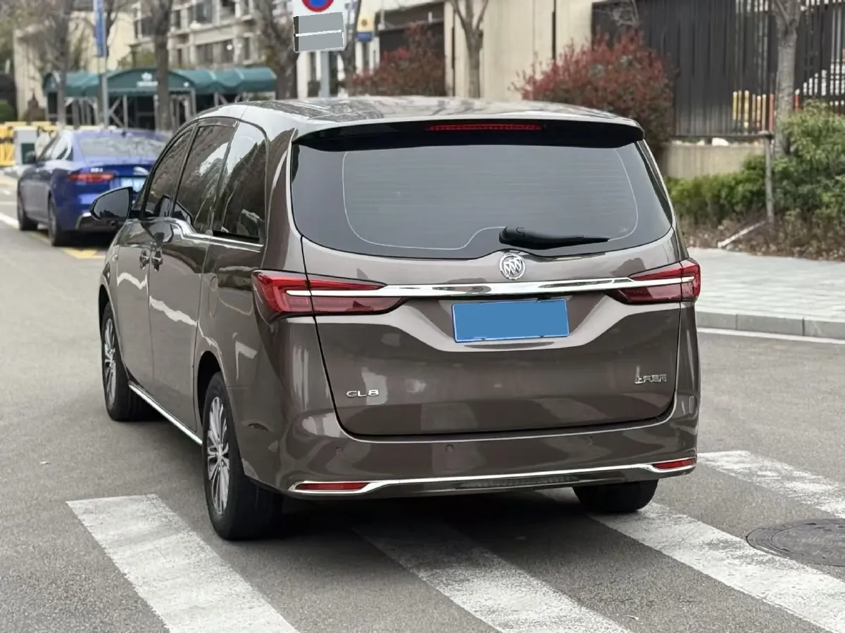 2023 Buick GL8 2.0T 237HP L4 9AT,autocango,china used car exporter,china ev exporter,chinese used car exporter,chinese used ev exporter
