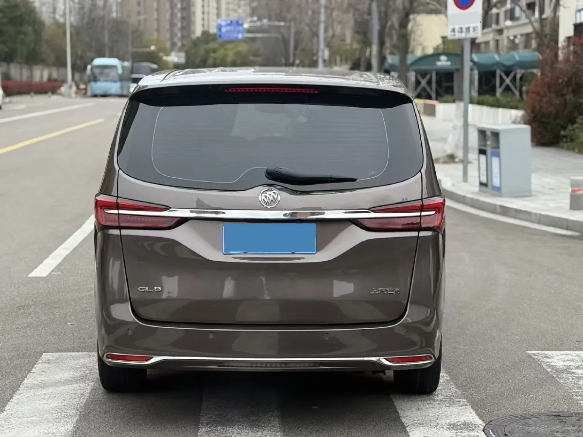 2023 Buick GL8 2.0T 237HP L4 9AT,autocango,china used car exporter,china ev exporter,chinese used car exporter,chinese used ev exporter