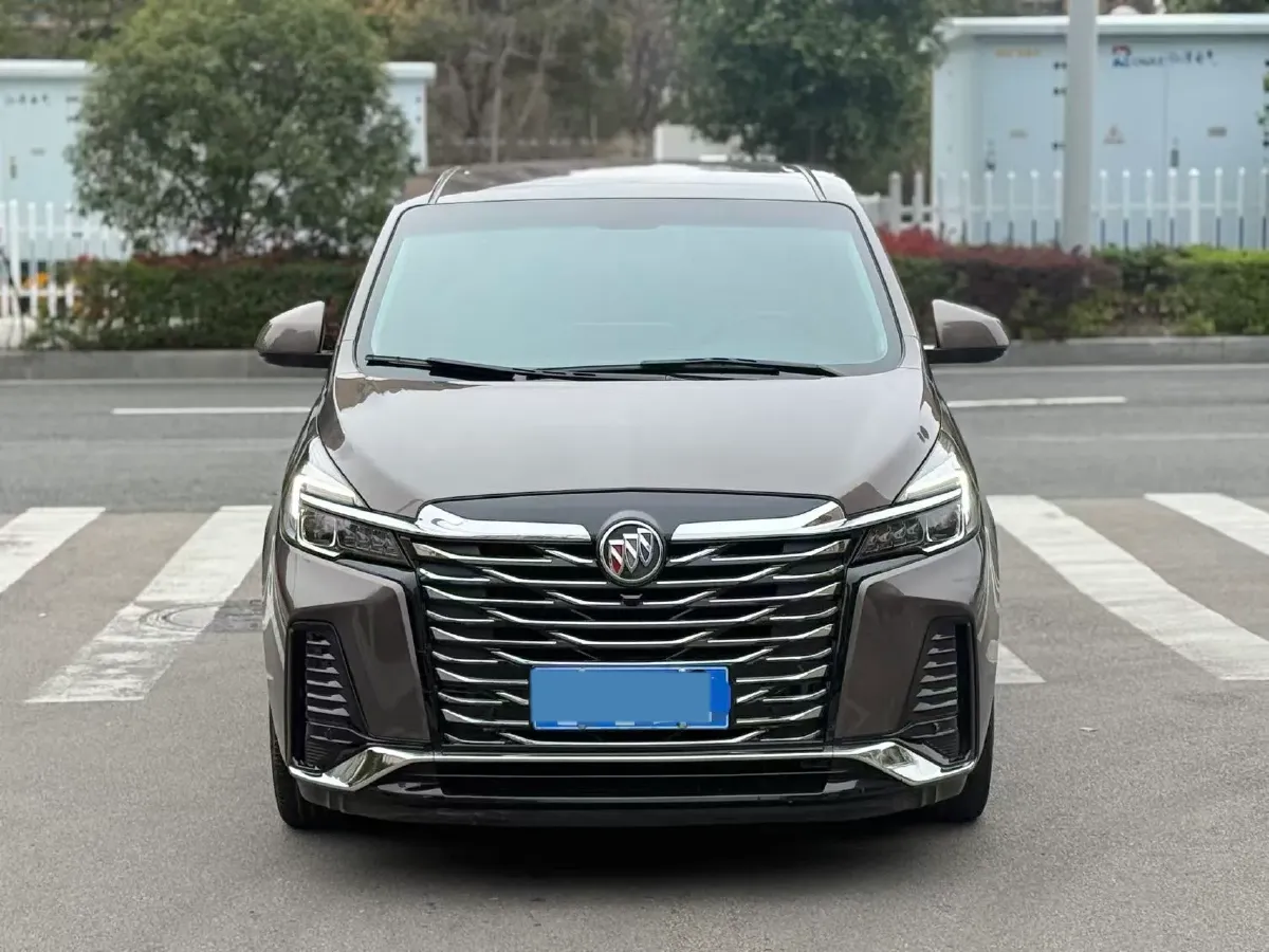 2023 Buick GL8 2.0T 237HP L4 9AT,autocango,china used car exporter,china ev exporter,chinese used car exporter,chinese used ev exporter