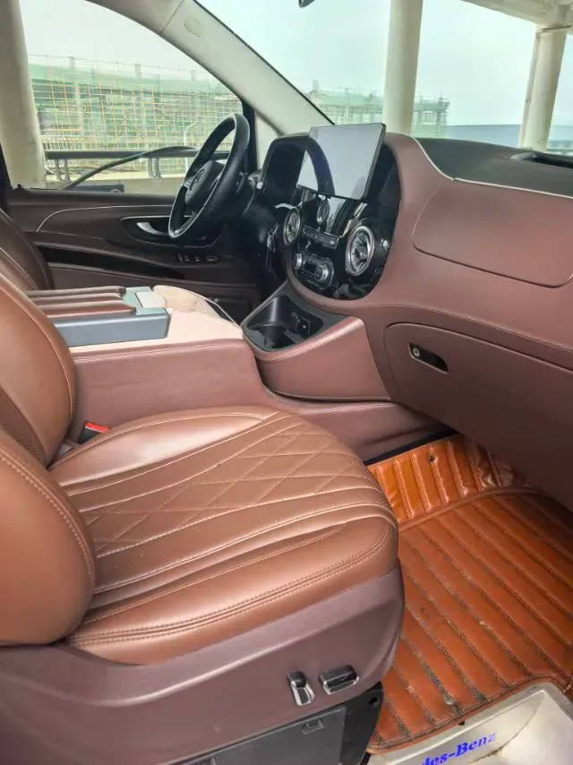 2020 Mercedes-Benz Vito 2.0T 211HP L4 9AT,autocango,china used car exporter,china ev exporter,chinese used car exporter,chinese used ev exporter