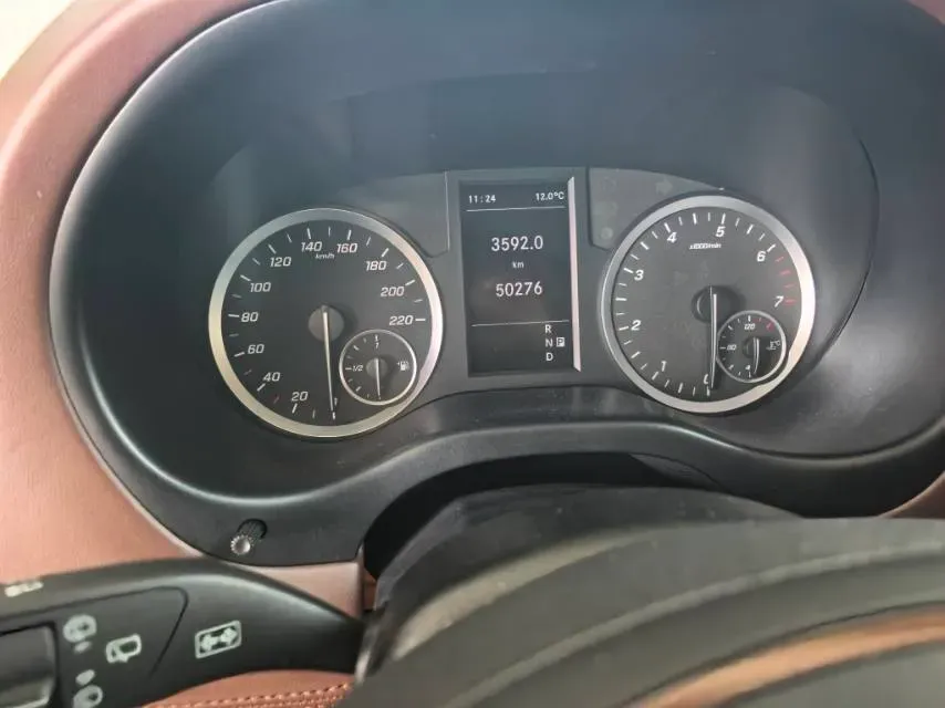 2020 Mercedes-Benz Vito 2.0T 211HP L4 9AT,autocango,china used car exporter,china ev exporter,chinese used car exporter,chinese used ev exporter