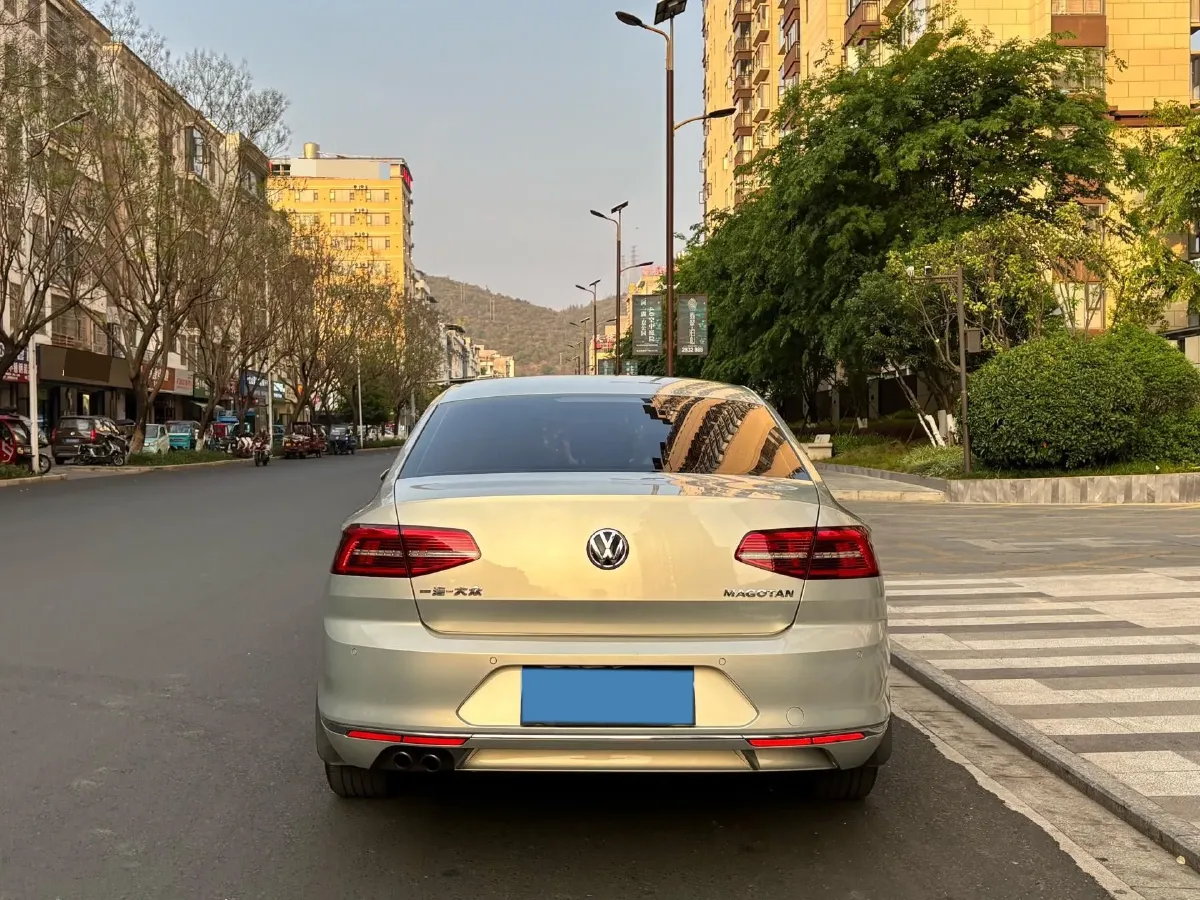 2018 Volkswagen Magotan 1.4T 150HP L4 7DCT,autocango,china used car exporter,china ev exporter,chinese used car exporter,chinese used ev exporter