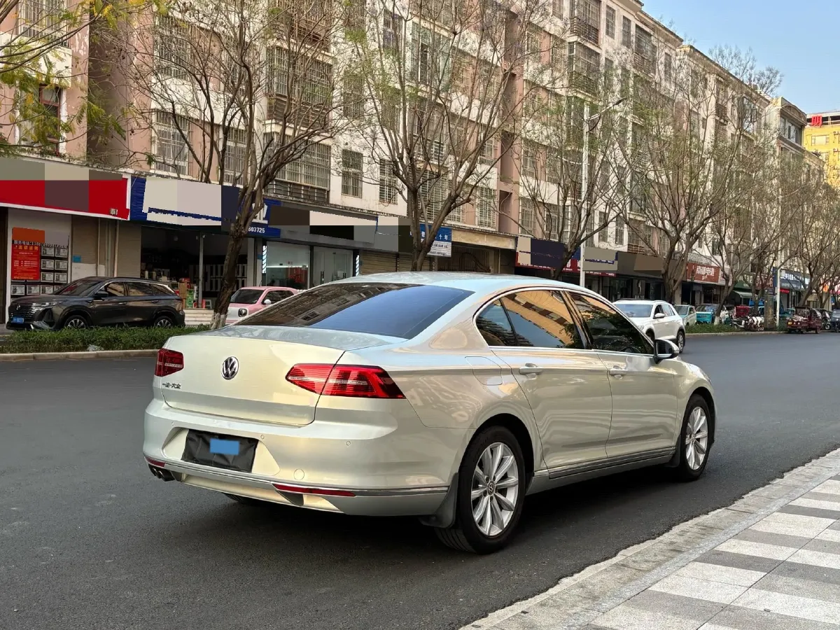 2018 Volkswagen Magotan 1.4T 150HP L4 7DCT,autocango,china used car exporter,china ev exporter,chinese used car exporter,chinese used ev exporter