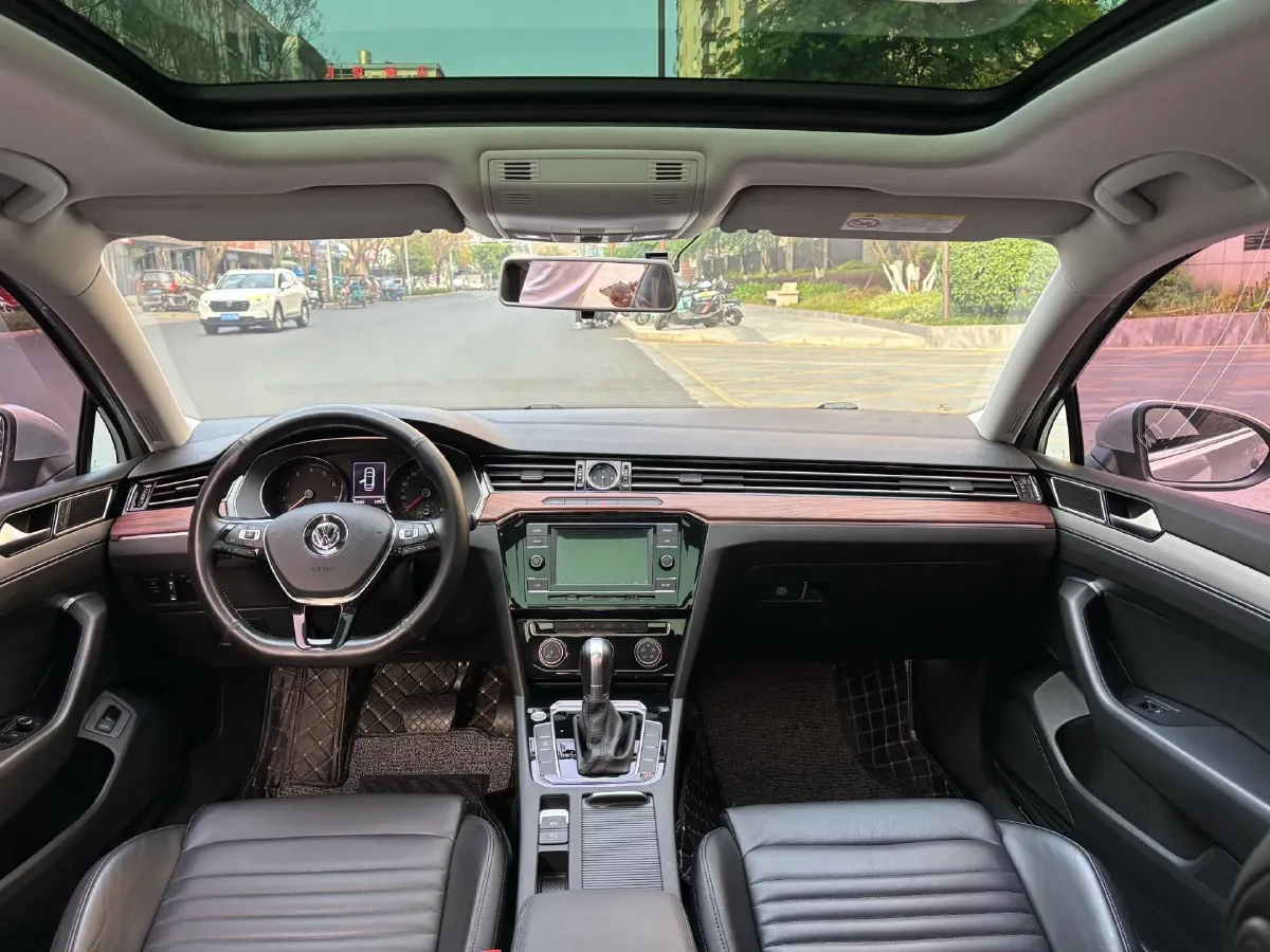 2018 Volkswagen Magotan 1.4T 150HP L4 7DCT,autocango,china used car exporter,china ev exporter,chinese used car exporter,chinese used ev exporter