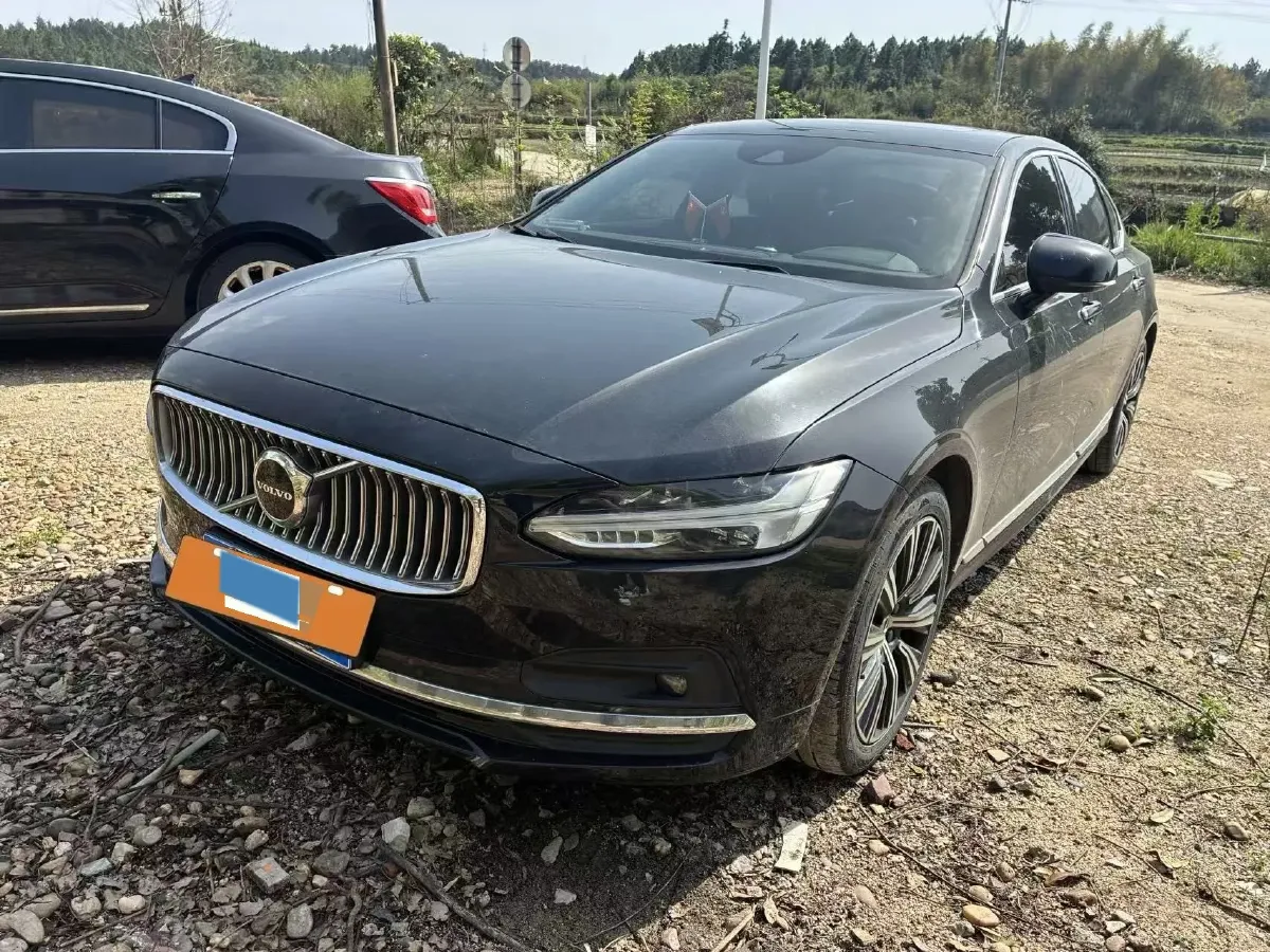 2021 Volvo S90 2.0T 250HP L4 8AT,autocango,china used car exporter,china ev exporter,chinese used car exporter,chinese used ev exporter
