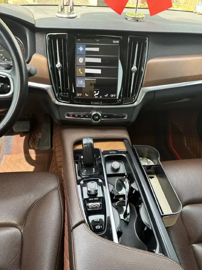 2021 Volvo S90 2.0T 250HP L4 8AT,autocango,china used car exporter,china ev exporter,chinese used car exporter,chinese used ev exporter