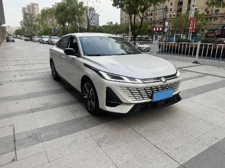 2026 ChangAn Eado 1.5T 192HP L4 7DCT,autocango,china used car exporter,china ev exporter,chinese used car exporter,chinese used ev exporter