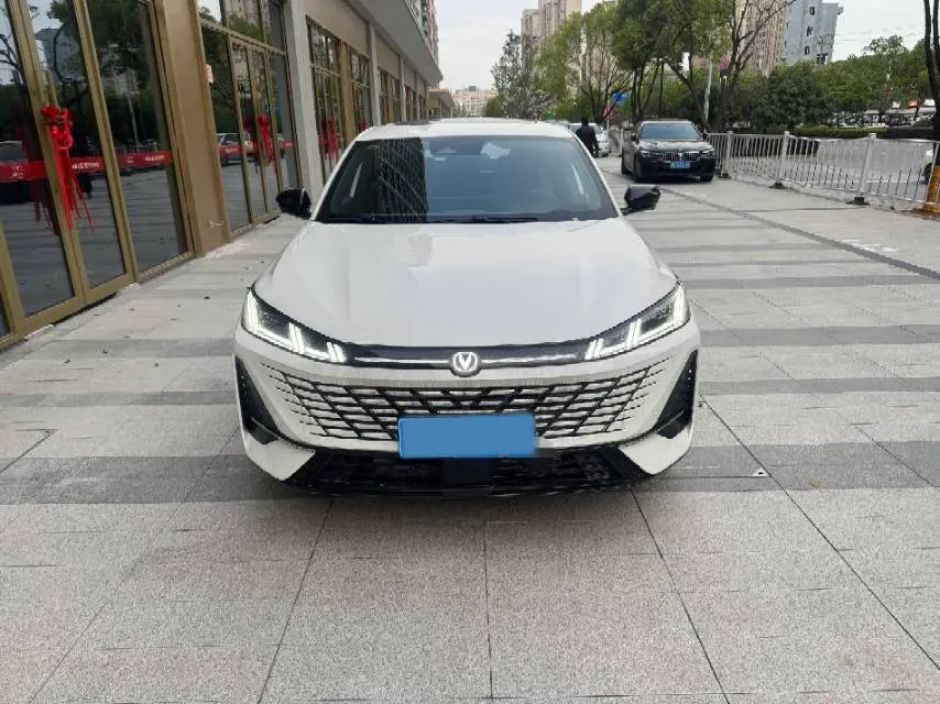 2026 ChangAn Eado 1.5T 192HP L4 7DCT,autocango,china used car exporter,china ev exporter,chinese used car exporter,chinese used ev exporter