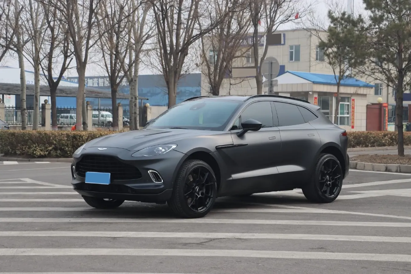 2022 Aston Martin DBX 4.0T 550HP V8 9AT,autocango,china used car exporter,china ev exporter,chinese used car exporter,chinese used ev exporter