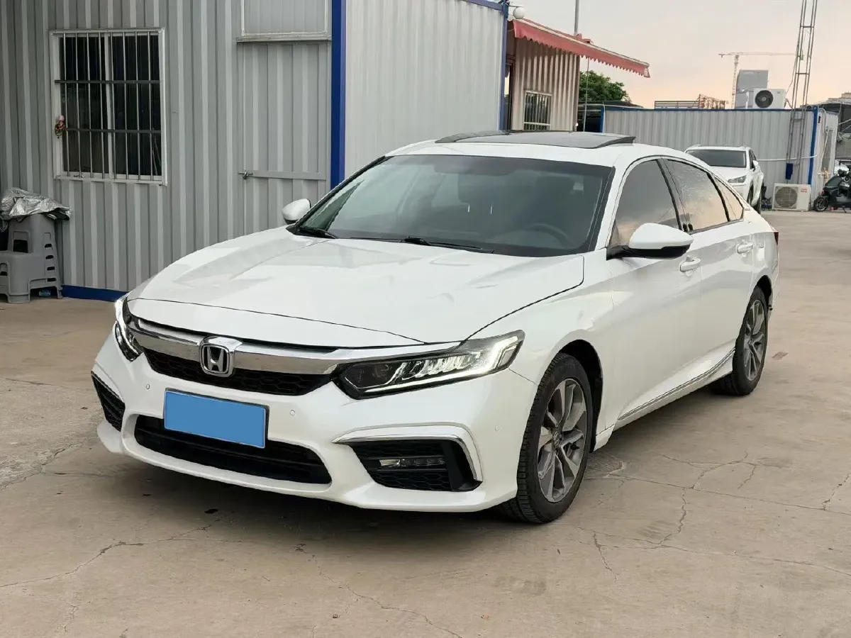 2019 Honda Inspire 1.5T 194HP L4 CVT,autocango,china used car exporter,china ev exporter,chinese used car exporter,chinese used ev exporter
