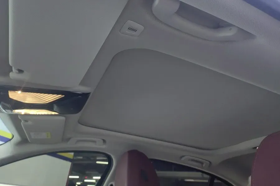 2024 BMW 3 Series 2.0T 184HP L4 8AT,autocango,china used car exporter,china ev exporter,chinese used car exporter,chinese used ev exporter