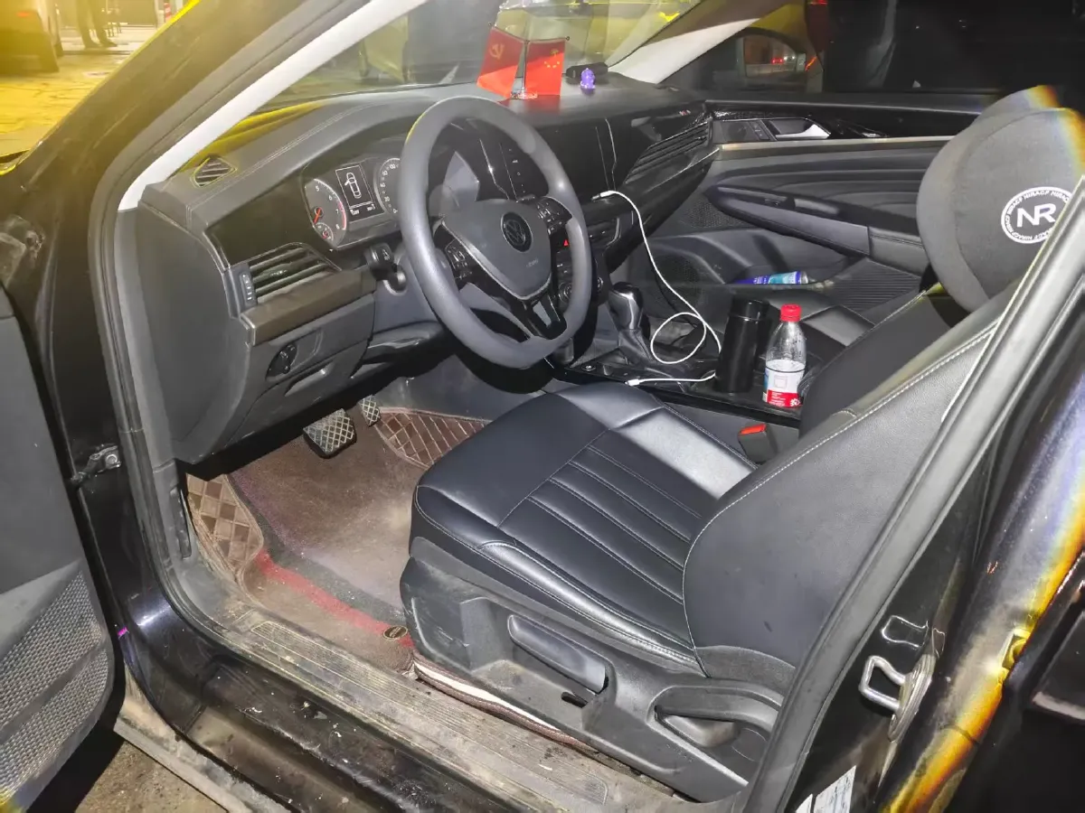 2021 Volkswagen Passat 1.4T 150HP L4 7DCT,autocango,china used car exporter,china ev exporter,chinese used car exporter,chinese used ev exporter