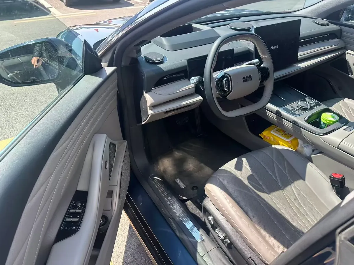 2025 Geely Galaxy Starshine 8 1.5T 163HP L4 3DHT PHEV 27.69KWH,autocango,china used car exporter,china ev exporter,chinese used car exporter,chinese used ev exporter