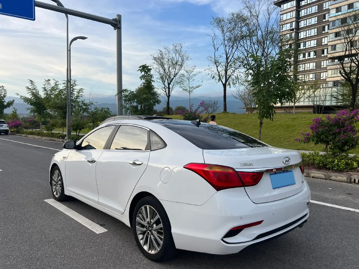 2017 Hyundai Mistra 1.6T 175HP L4 7DCT,autocango,china used car exporter,china ev exporter,chinese used car exporter,chinese used ev exporter