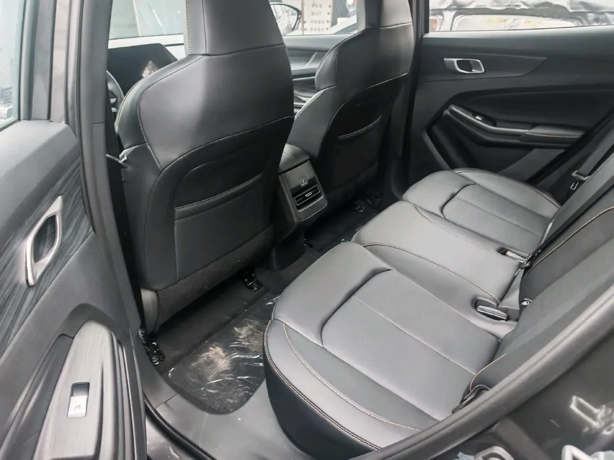 2025 ChangAn CS55PLUS PHEV 1.5L 98HP L4 E-CVT PHEV,autocango,china used car exporter,china ev exporter,chinese used car exporter,chinese used ev exporter