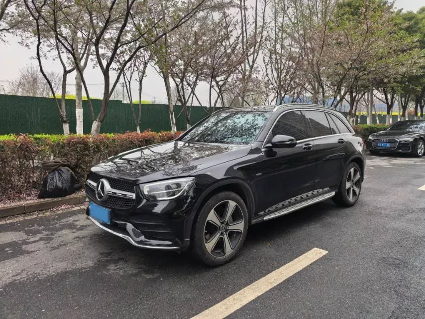 2022 Mercedes-Benz GLC Class 2.0T 258HP L4 9AT,autocango,china used car exporter,china ev exporter,chinese used car exporter,chinese used ev exporter