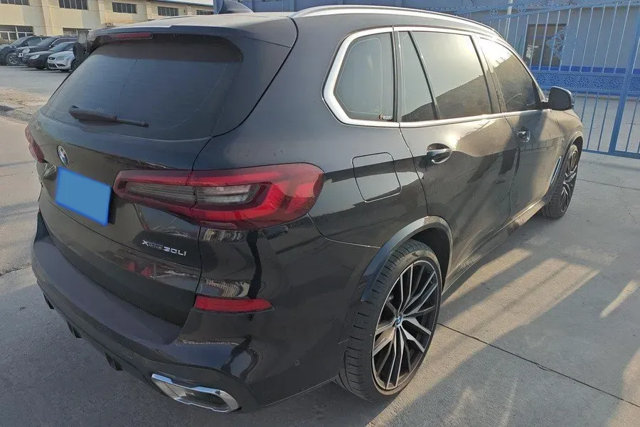 2022 BMW X5 2.0T 245HP L4 8AT,autocango,china used car exporter,china ev exporter,chinese used car exporter,chinese used ev exporter
