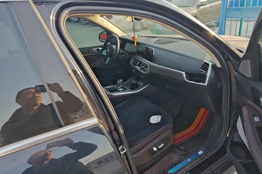 2022 BMW X5 2.0T 245HP L4 8AT,autocango,china used car exporter,china ev exporter,chinese used car exporter,chinese used ev exporter