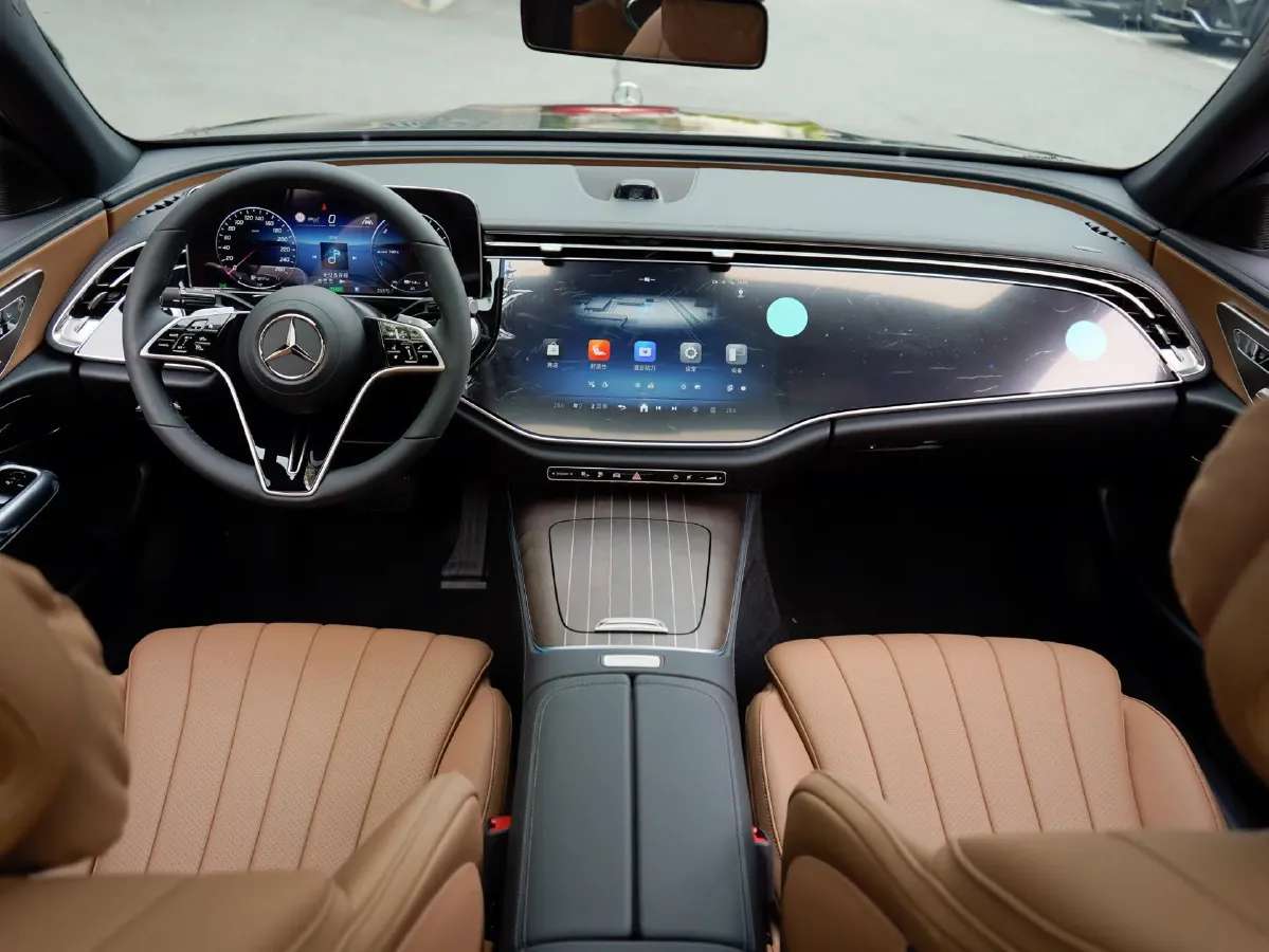 2024 Mercedes-Benz E Class 2.0T 204HP L4 9AT PHEV 25.4KWH,autocango,china used car exporter,china ev exporter,chinese used car exporter,chinese used ev exporter