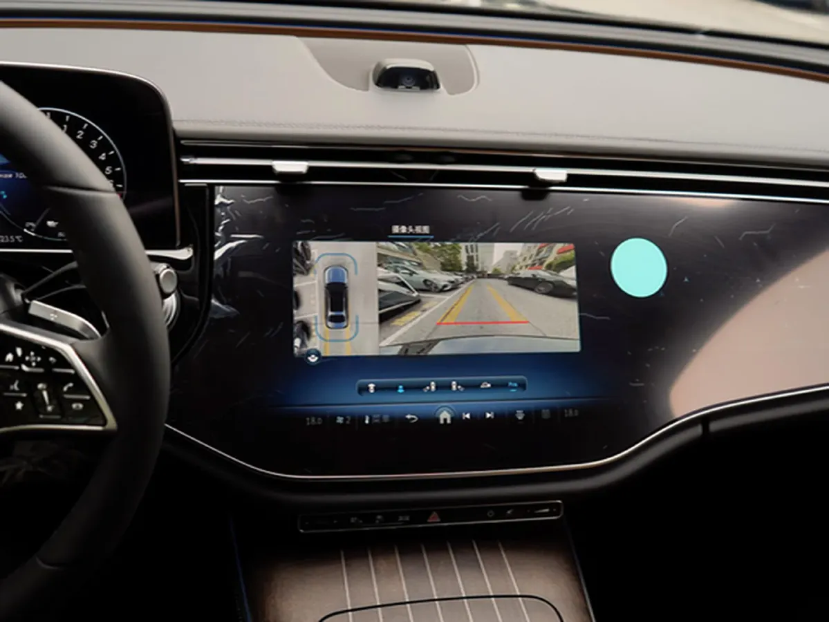 2024 Mercedes-Benz E Class 2.0T 204HP L4 9AT PHEV 25.4KWH,autocango,china used car exporter,china ev exporter,chinese used car exporter,chinese used ev exporter