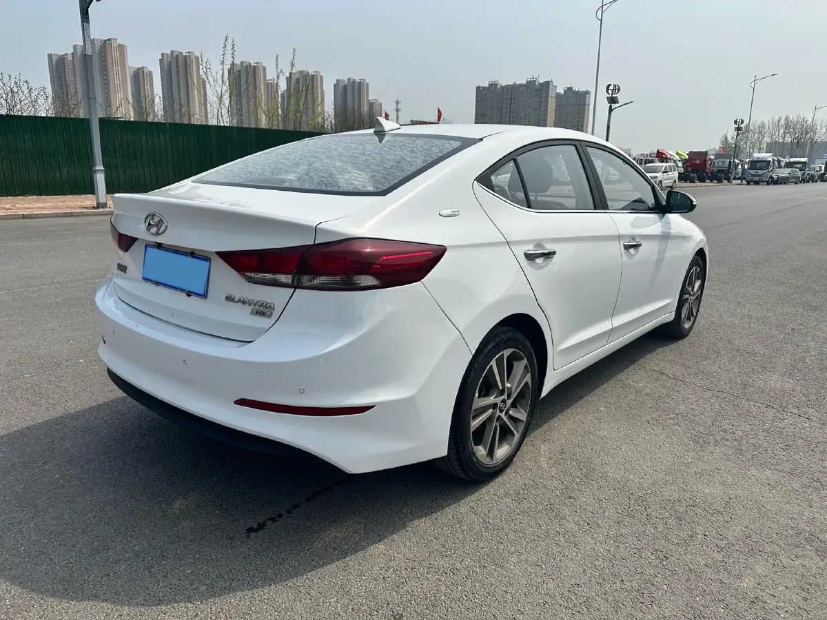 2016 Hyundai Elantra 1.6L 130HP L4 6AT,autocango,china used car exporter,china ev exporter,chinese used car exporter,chinese used ev exporter