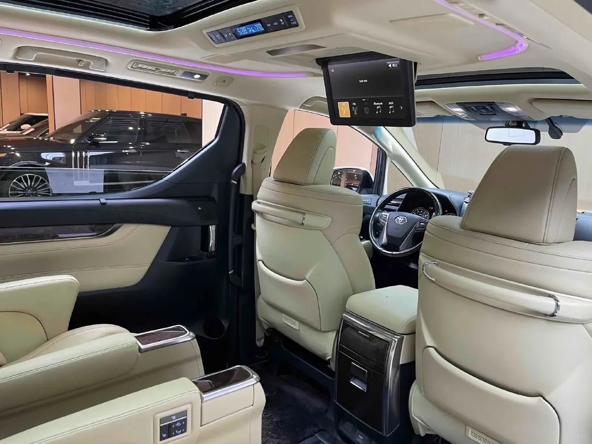 2018 Toyota Alphard 3.5L 301HP V6 8AT,autocango,china used car exporter,china ev exporter,chinese used car exporter,chinese used ev exporter