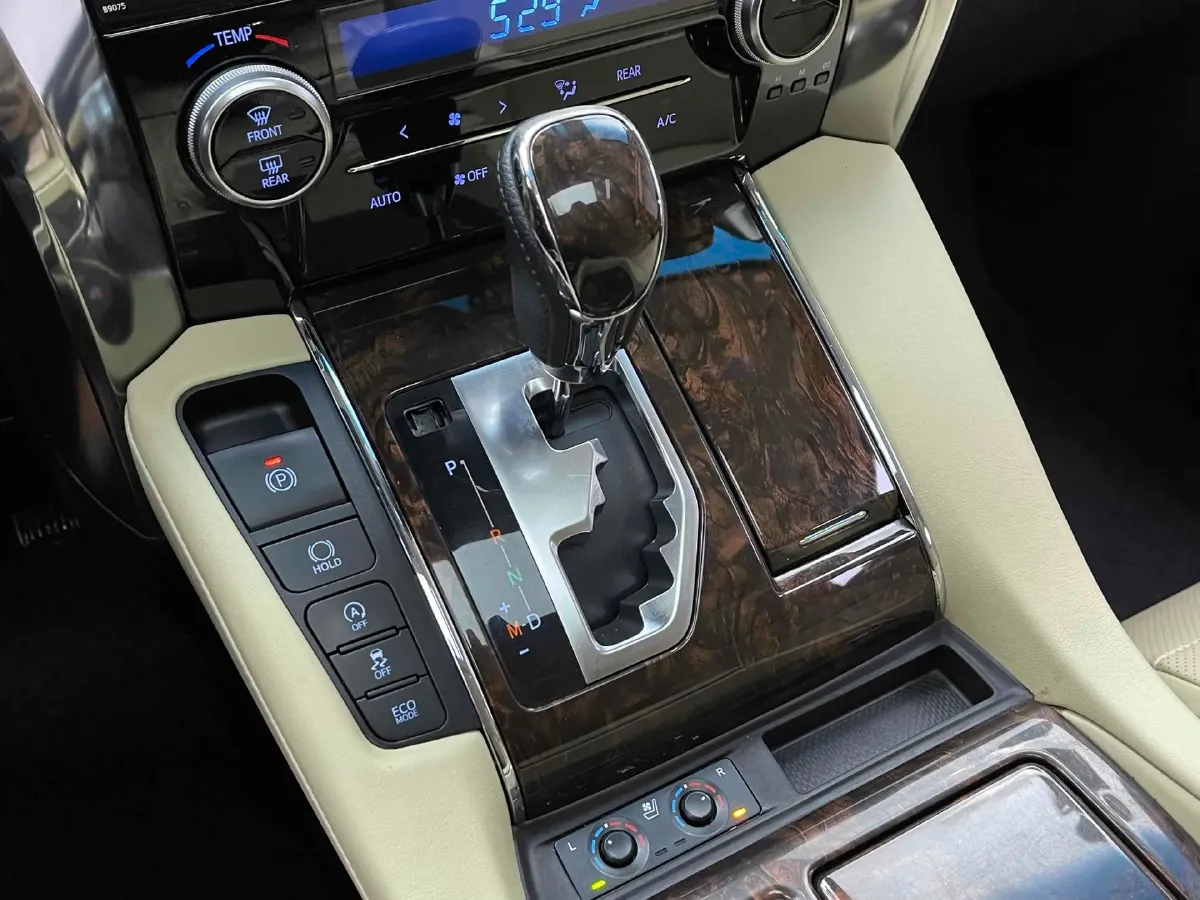 2018 Toyota Alphard 3.5L 301HP V6 8AT,autocango,china used car exporter,china ev exporter,chinese used car exporter,chinese used ev exporter