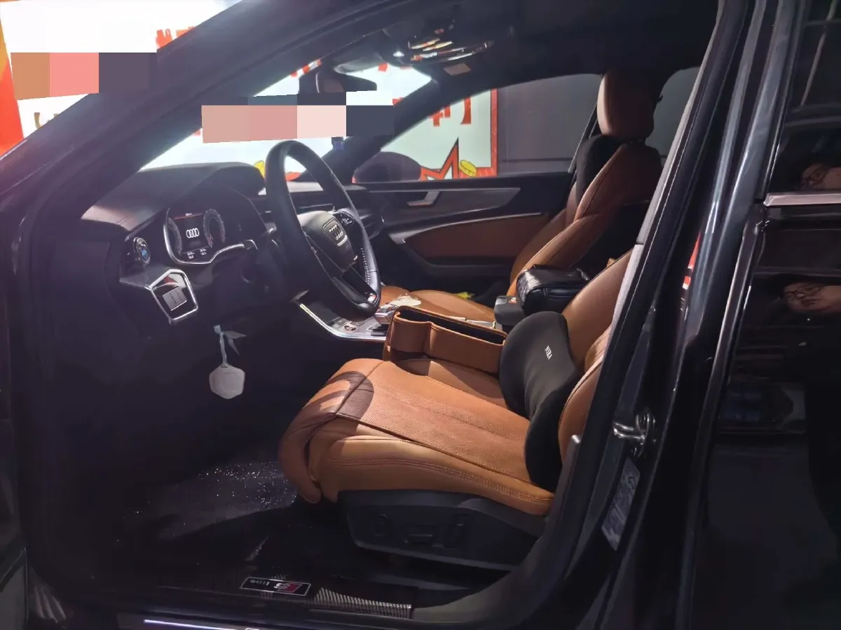 2020 Audi A6L 2.0T 190HP L4 7DCT,autocango,china used car exporter,china ev exporter,chinese used car exporter,chinese used ev exporter