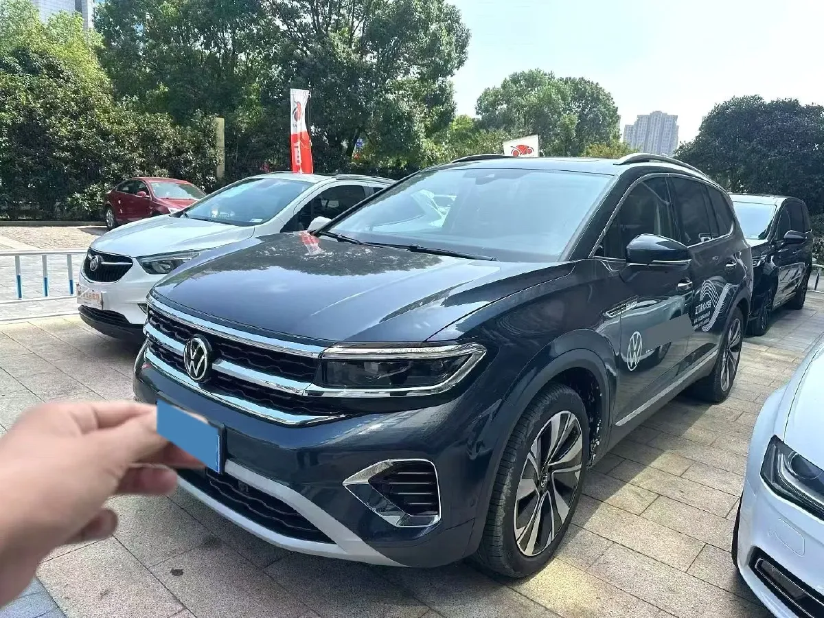 2022 Volkswagen Talagon 2.0T 220HP L4 7DCT,autocango,china used car exporter,china ev exporter,chinese used car exporter,chinese used ev exporter