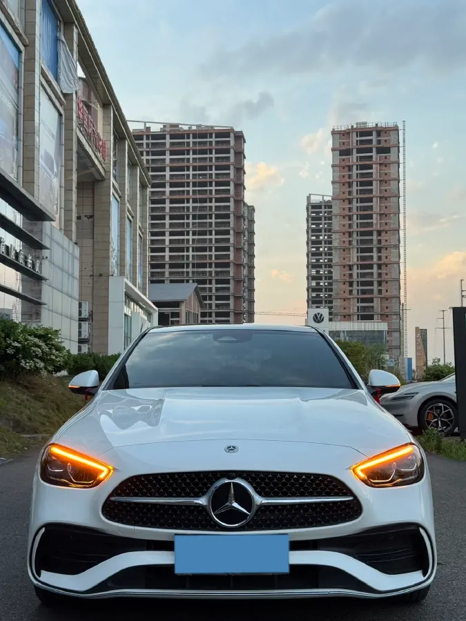 2024 Mercedes-Benz C Class 1.5T 204HP L4 9AT,autocango,china used car exporter,china ev exporter,chinese used car exporter,chinese used ev exporter