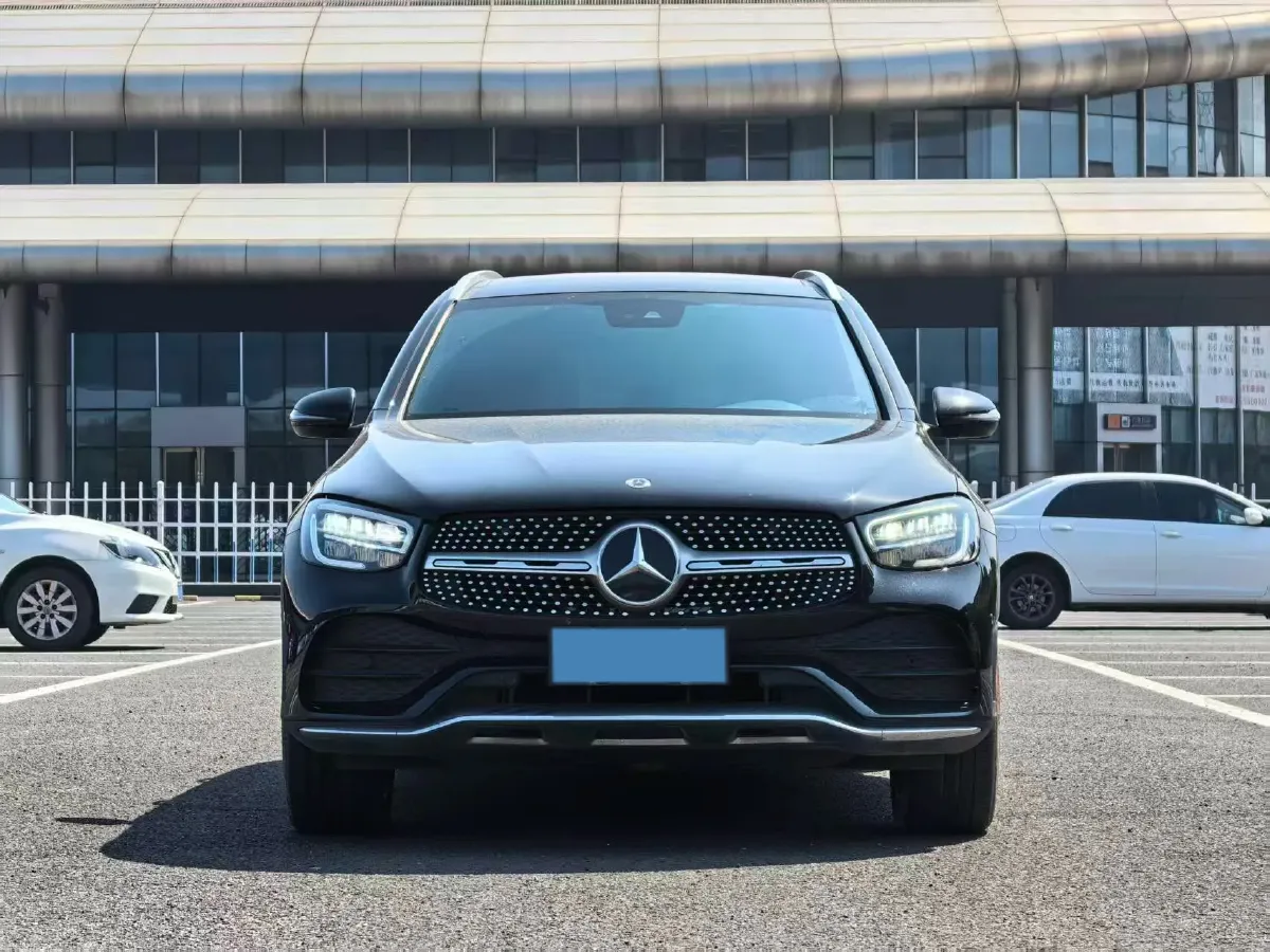 2022 Mercedes-Benz GLC Class 2.0T 258HP L4 9AT,autocango,china used car exporter,china ev exporter,chinese used car exporter,chinese used ev exporter