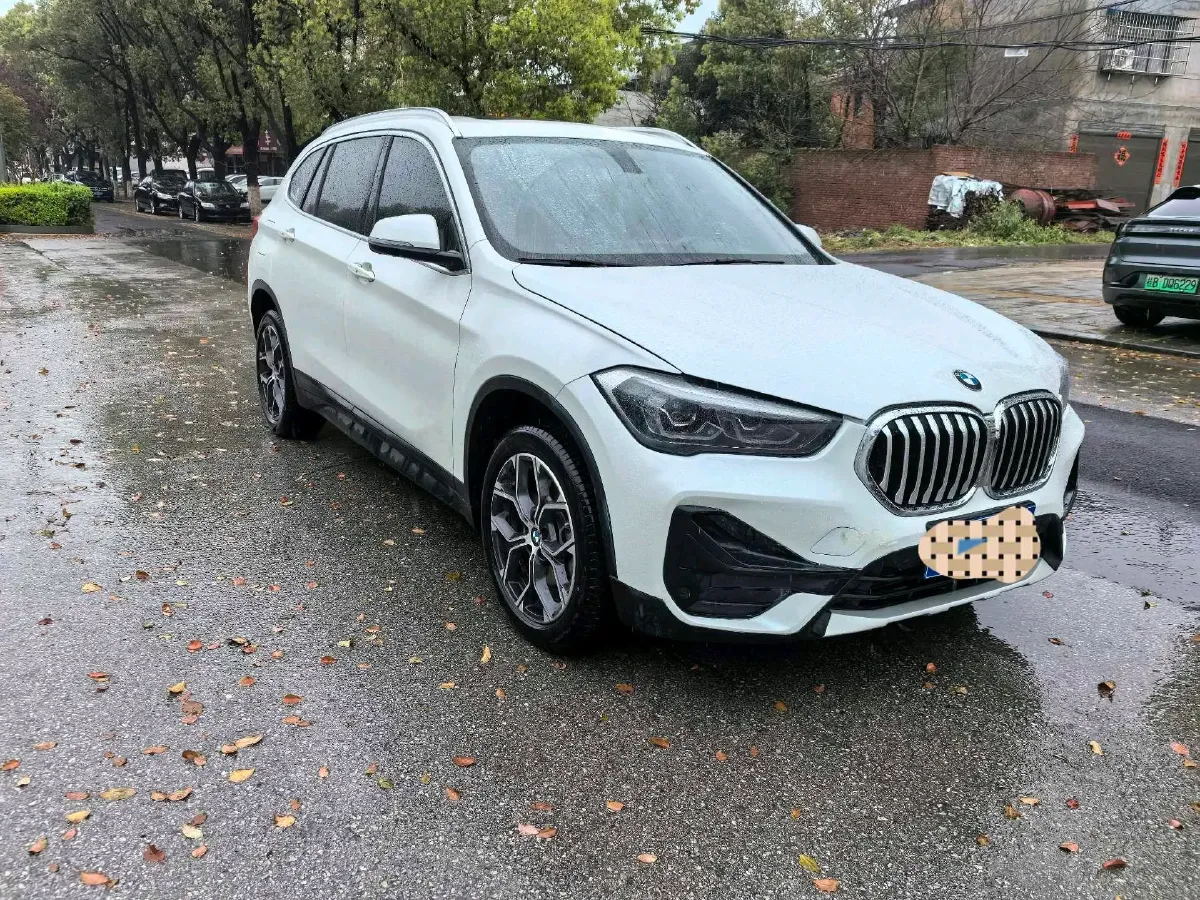 2022 BMW X1 2.0T 192HP L4 7DCT,autocango,china used car exporter,china ev exporter,chinese used car exporter,chinese used ev exporter