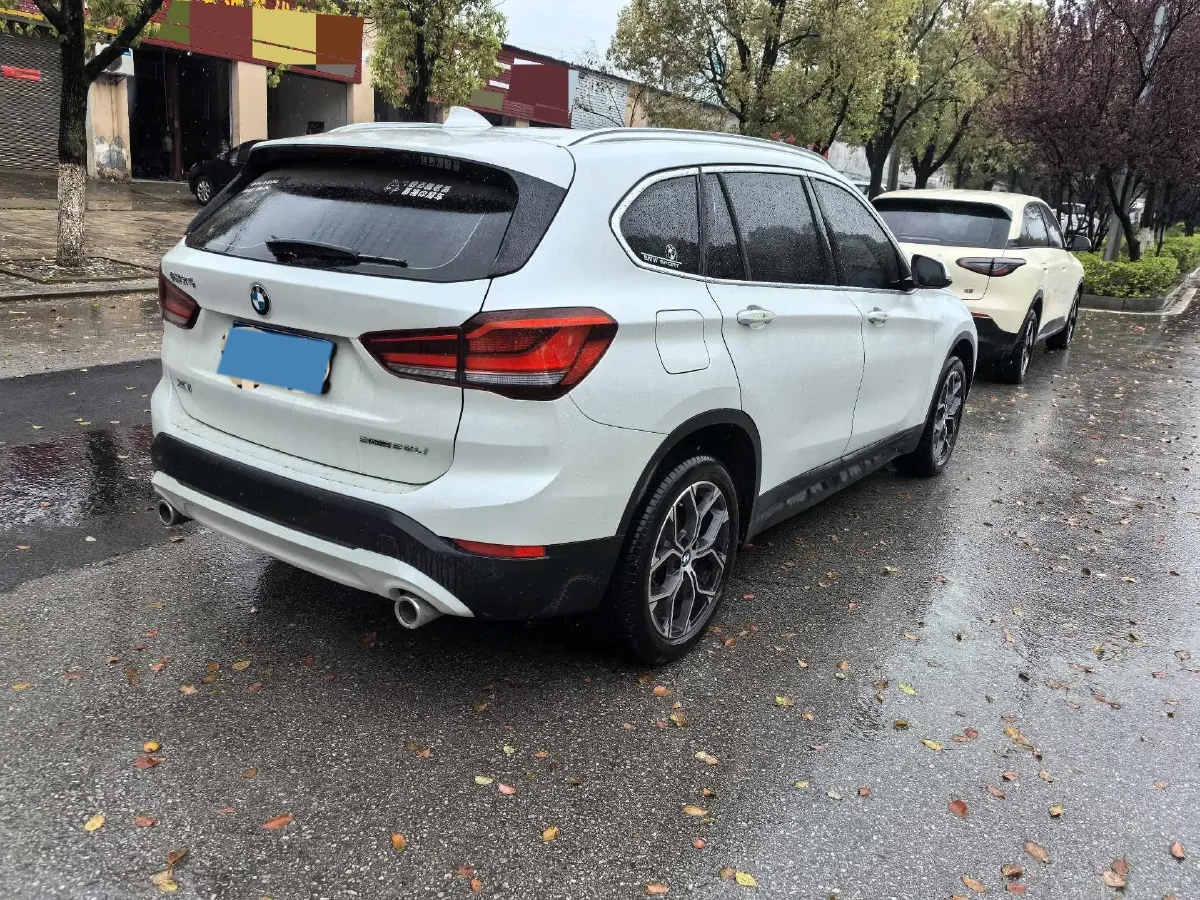 2022 BMW X1 2.0T 192HP L4 7DCT,autocango,china used car exporter,china ev exporter,chinese used car exporter,chinese used ev exporter
